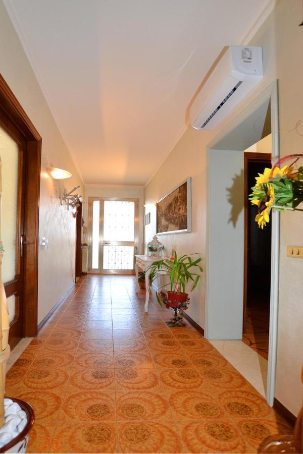 Casa Patty Villa Sirmione Bagian luar foto