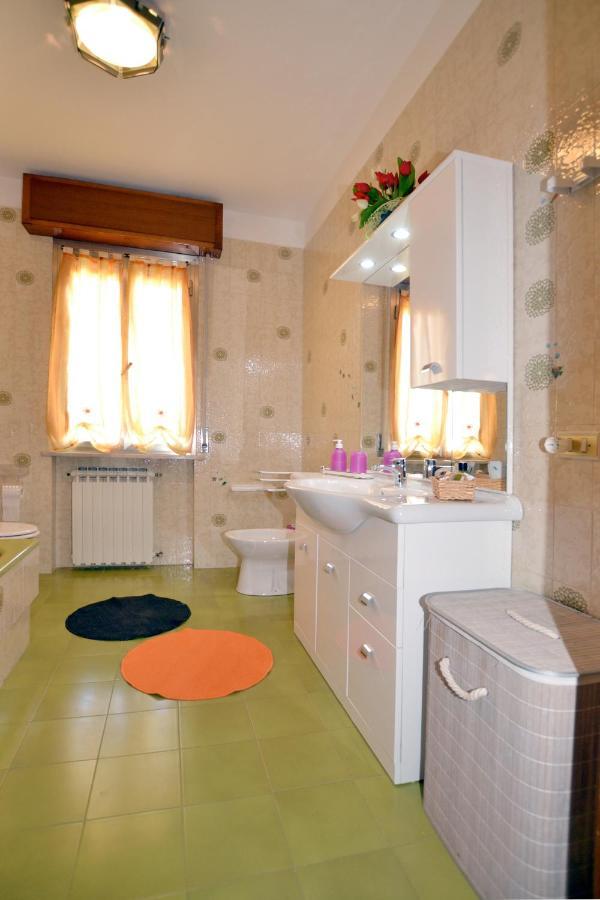 Casa Patty Villa Sirmione Bagian luar foto