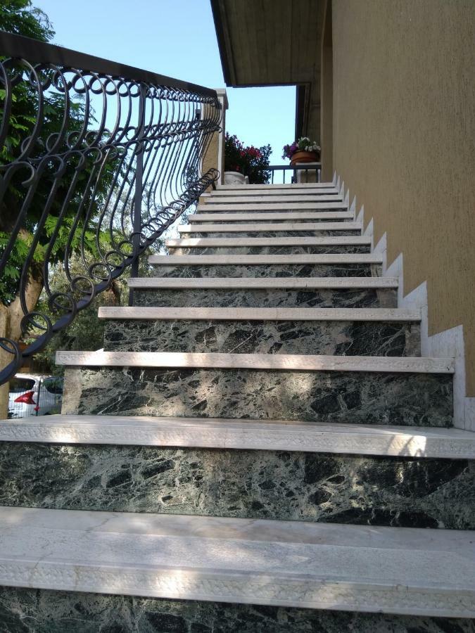 Casa Patty Villa Sirmione Bagian luar foto